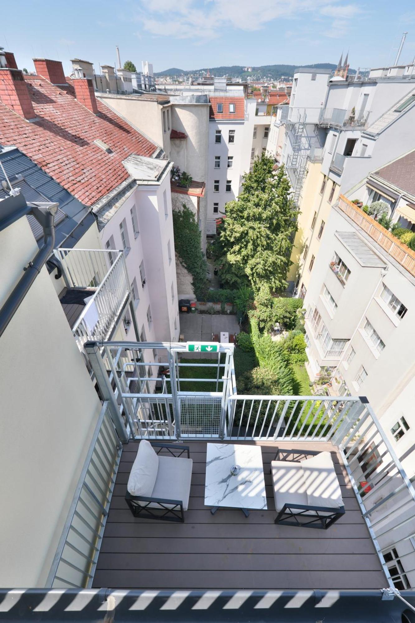 Vienna Lotus Apartments Room photo